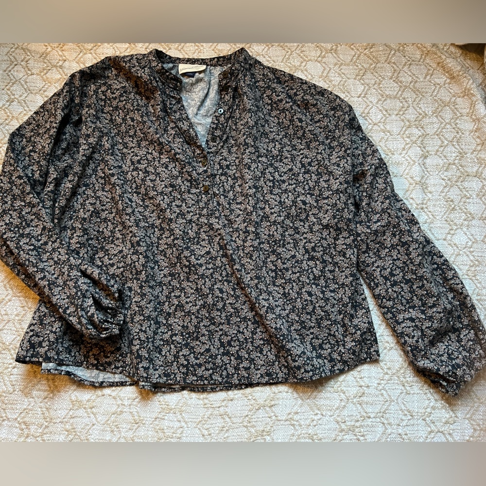 Universal Thread Floral Long Sleeve Cropped Shirt